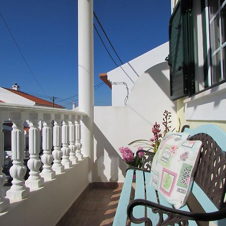 Lagoa Azul Guest House Вила Нова де Милфонтеш Екстериор снимка
