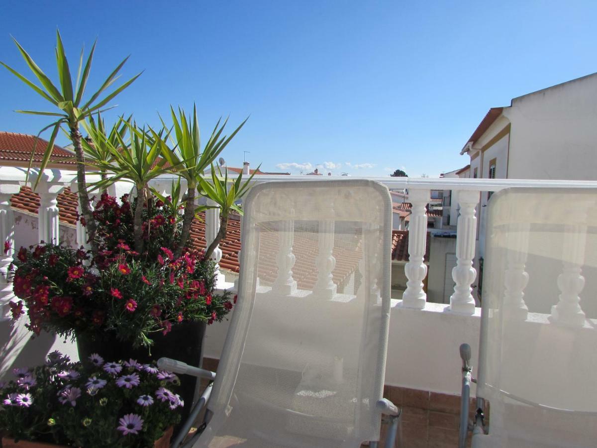 Lagoa Azul Guest House Вила Нова де Милфонтеш Екстериор снимка